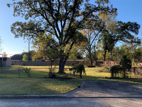 1032 Frances Dr, Rosenberg, TX, 77471-2108 | Card Image