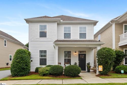 111 Fuller Estate Dr, Clemson, SC, 29631-1348 | Card Image