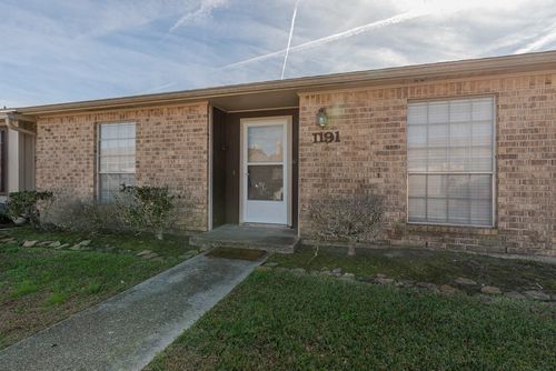 1191 Park Meadow Dr, Beaumont, TX, 77706-3981 | Card Image
