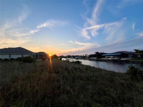 15124 Taurus Cir, PORT CHARLOTTE, FL, 33981-4246 | Card Image