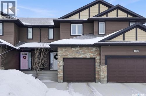1025 Kolynchuk Cres, Saskatoon, SK, S7T0X4 | Card Image