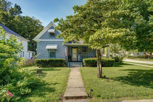 1462 E Mcdaniel St, Springfield, MO, 65802-3164 | Card Image