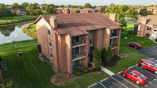 2e-9900 Treetop Dr, Orland Park, IL, 60462-1016 | Card Image