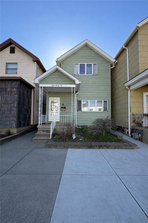 821 Mckean Ave, Charleroi, PA, 15022-2115 | Card Image