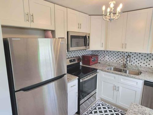 172-172 Lyndhurst L, Deerfield Beach, FL, 33442-2238 | Card Image