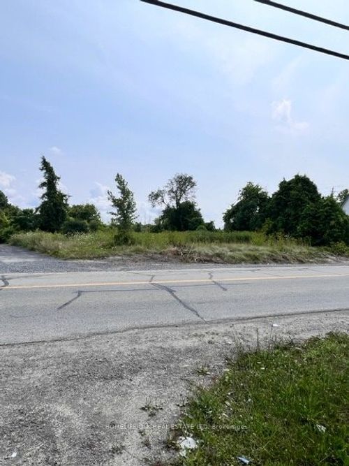 3069 Parkedale Ave, Brockville, ON, K6V3G7 | Card Image