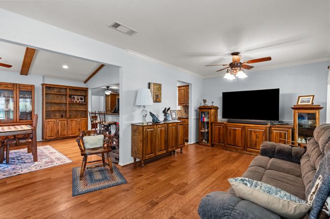 2912 Marsann Ln, House other with 4 bedrooms, 3 bathrooms and null parking in Farmers Branch TX | Image 12