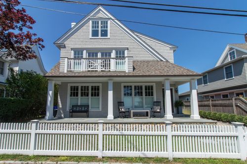 34 Island View Ave, Branford, CT, 06405-5652 | Card Image
