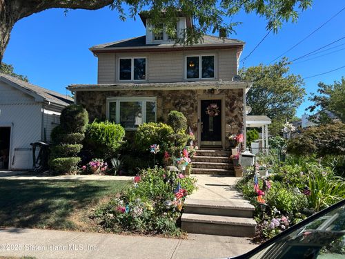 2-241 Burgher Ave, Staten Island, NY, 10305-1316 | Card Image