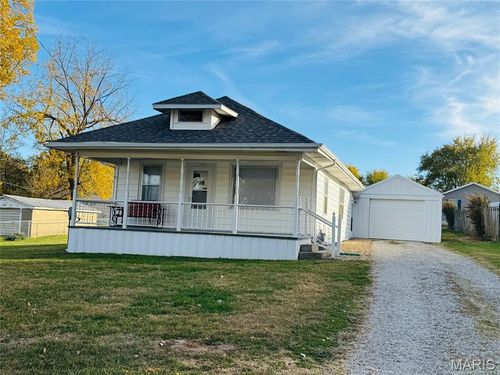 1120 W Tower St, Vandalia, IL, 62471-2938 | Card Image