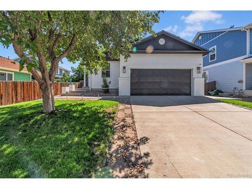 5564 Laredo St, Denver, CO, 80239-7016 | Card Image