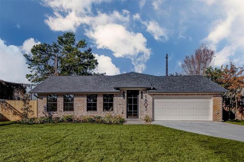 1803 Willowmoss Ct, Houston, TX, 77008-1133 | Card Image