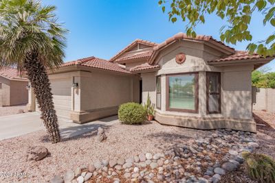 606 S Golden Key Street, House other with 3 bedrooms, 2 bathrooms and null parking in Gilbert AZ | Image 2