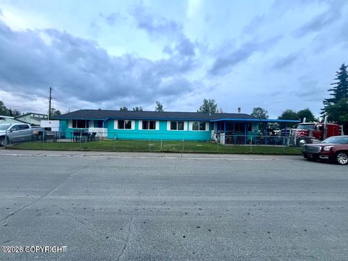 4208 Mcphee Ave, Anchorage, AK, 99508-1514 | Card Image