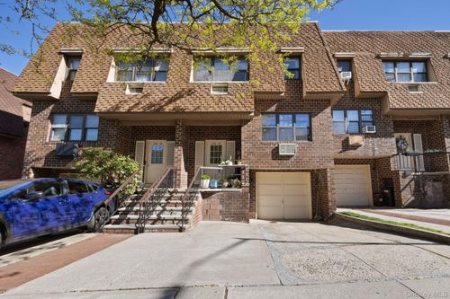 240-43 69th Ave, Little Neck, NY, 11362-1780 | Card Image
