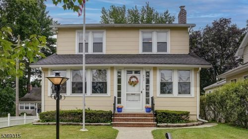 253 Linden Ave, Verona, NJ, 07044-1617 | Card Image