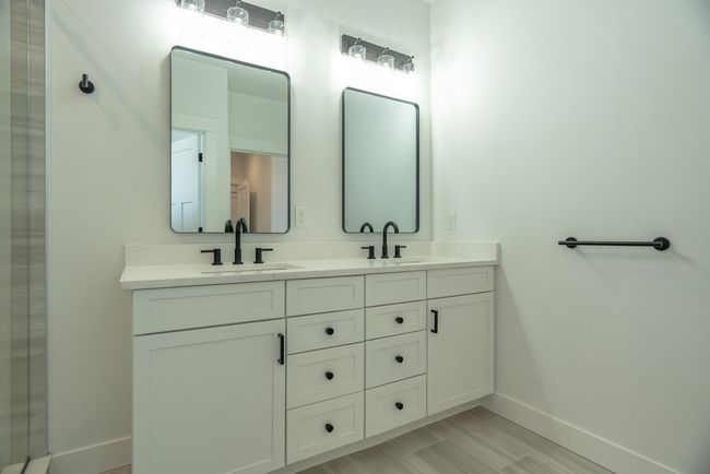 3 - 3 Potter St, Condo with 4 bedrooms, 5 bathrooms and 2 parking in Newton MA | Image 20