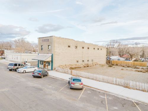 609 Main Street, Carlin, NV, 89822 | Card Image