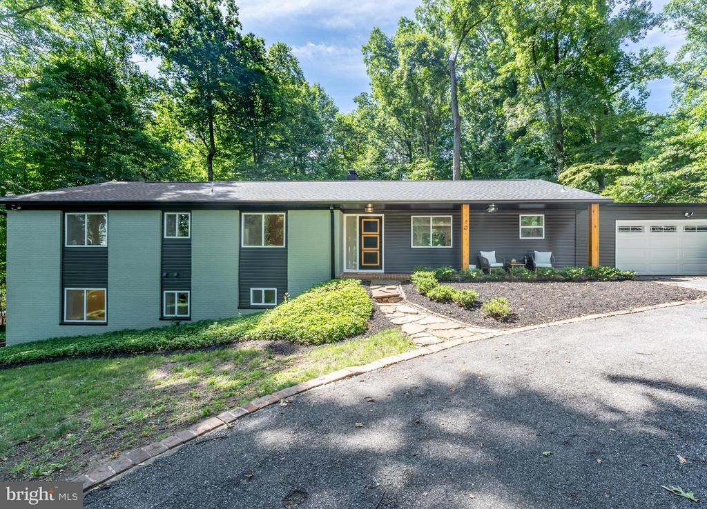 Chapel Ct, Lutherville Timonium, MD 21093