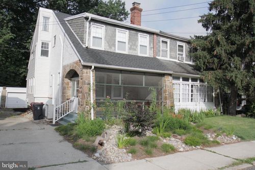 804 W 21st St, WILMINGTON, DE, 19802-3819 | Card Image
