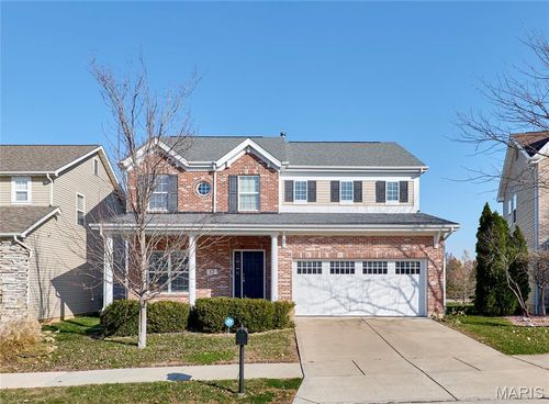 12 Clearvista Cv, Saint Charles, MO, 63303-4811 | Card Image