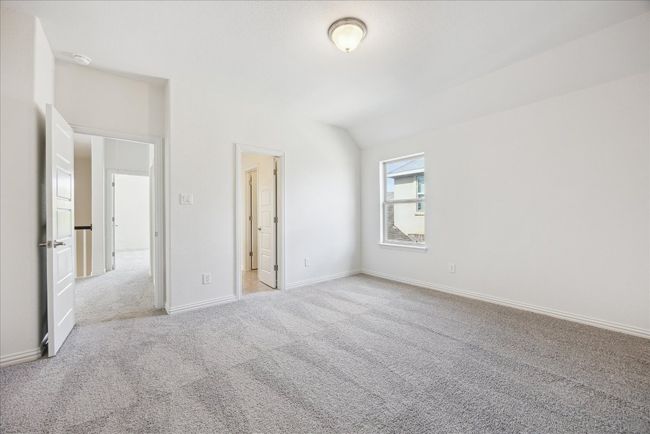 123 Pond View Pass, House other with 4 bedrooms, 4 bathrooms and 4 parking in Buda TX | Image 20