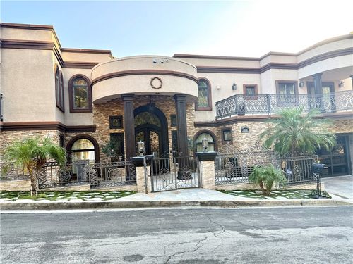11131 Mountcastle Dr, Studio City, CA, 91604-3907 | Card Image