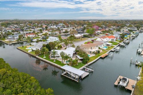 8728 Bay Crest Ln, Tampa, FL, 33615-4408 | Card Image