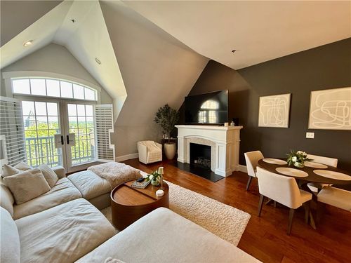 311-1000 Chapel View Blvd, Cranston, RI, 02920-3070 | Card Image