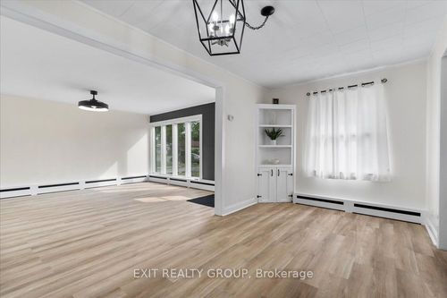34 Orchard Dr, Belleville, ON, K8P2K4 | Card Image