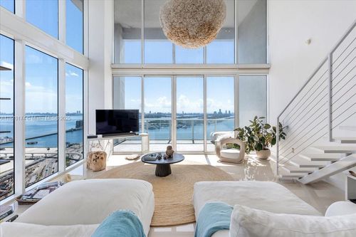 apt-2904-1040 Biscayne Blvd, Miami, FL, 33132-1730 | Card Image