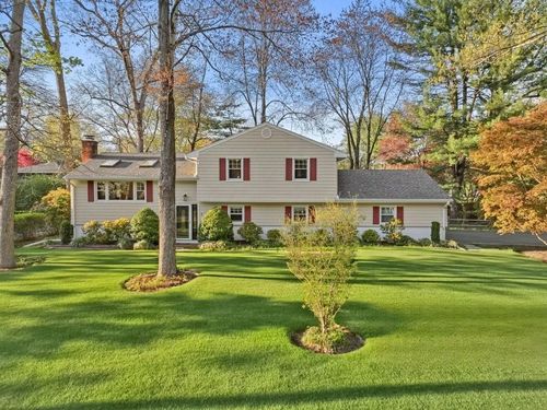 8 Dorset Rd, Norwalk, CT, 06851-2632 | Card Image