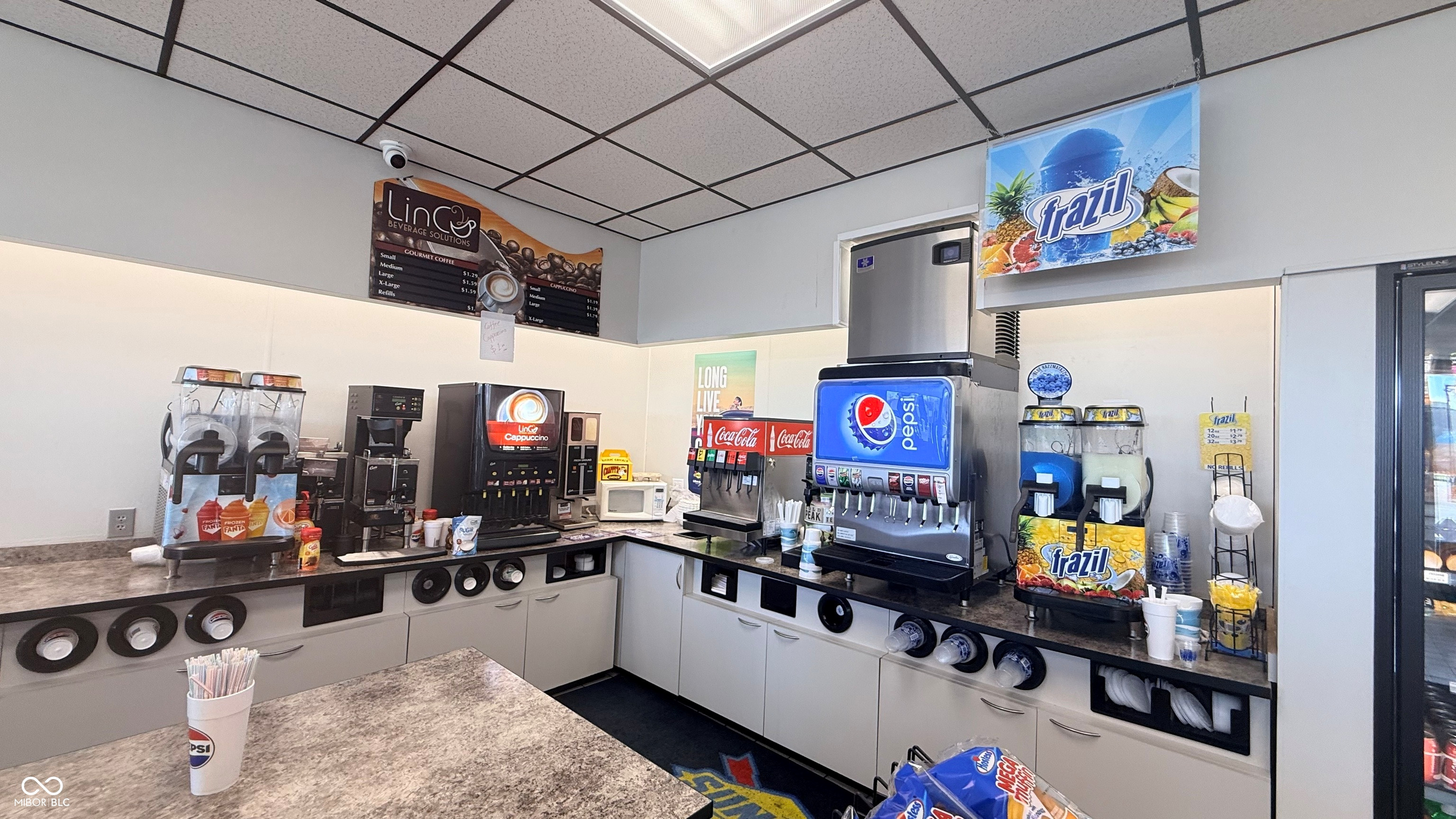 Commercial Sale in Vincennes 5