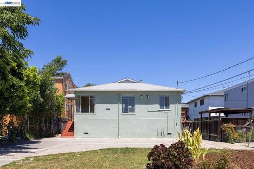 4144 Masterson St, Oakland, CA, 94619-1950 | Card Image