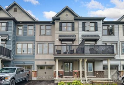 647 Trigoria Cres, House attached with 2 bedrooms, 2 bathrooms and 3 parking in Ottawa ON | Image 2