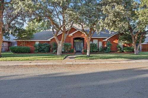 1812 Dukes Dr, Midland, TX, 79705-1575 | Card Image