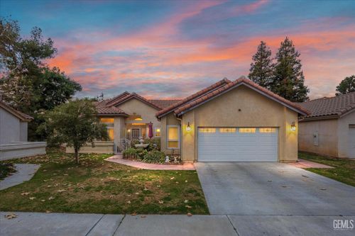 16160 Match Pointe Ct, Bakersfield, CA, 93306-9725 | Card Image
