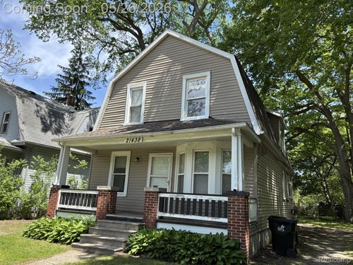 21438 Hamilton Ave, Farmington Hills, MI, 48336-5840 | Card Image