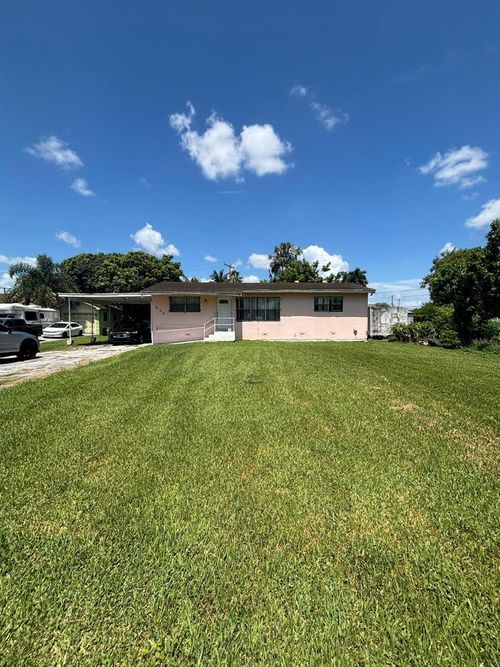 630 Se 2nd Street, Belle Glade, FL, 33430 | Card Image