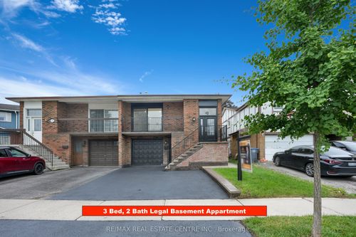 38 Hockley Path, Brampton, ON, L6V3R3 | Card Image