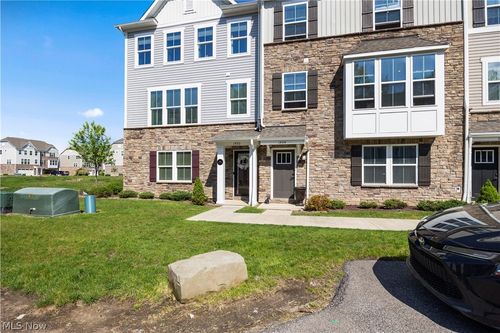 1454 Caymus Ct, Avon, OH, 44011-1271 | Card Image