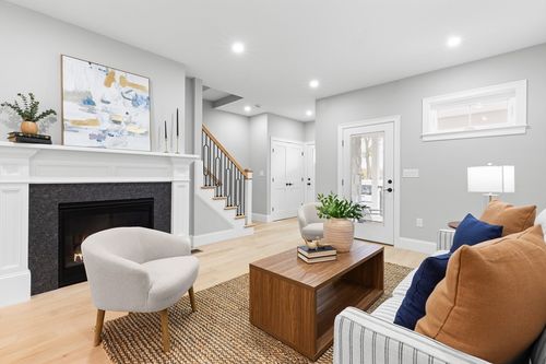 unit-9-11 Washington St, Ipswich, MA, 01938-1849 | Card Image