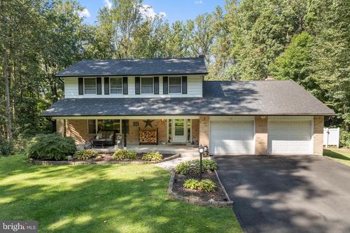 4755 E Mill Hill Rd, EAST GREENVILLE, PA, 18041-2634 | Card Image