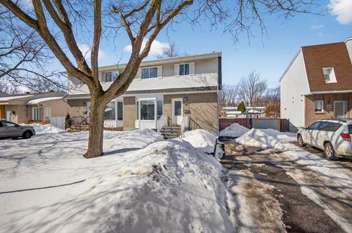 70 Av. Jolliet, Candiac, QC, J5R5P1 | Card Image