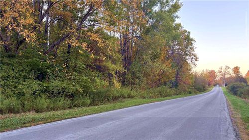 273 White Rd, Parish, NY, 13131 | Card Image