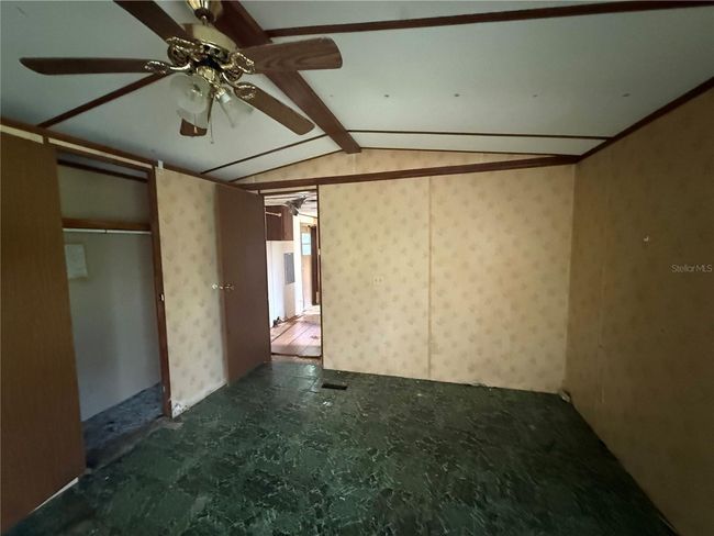 13461 Ne 15 Th Ter, House other with 3 bedrooms, 2 bathrooms and null parking in Trenton FL | Image 8