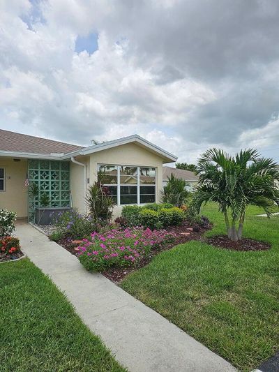 D - 5397 Lakefront Boulevard, Home with 2 bedrooms, 2 bathrooms and null parking in Delray Beach FL | Image 1