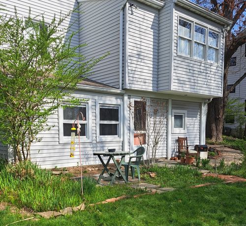 1037 Mill Hill Ter, Southport, CT, 06890-1263 | Card Image