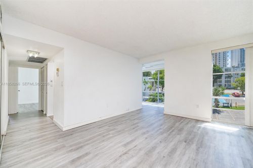 apt-318-17570 Atlantic Blvd, Sunny Isles Beach, FL, 33160-2837 | Card Image