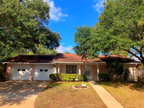 1006 Clearspring Dr, Brenham, TX, 77833-2519 | Card Image